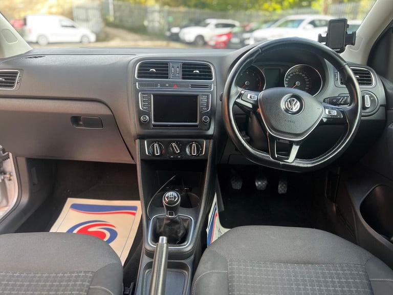 2015 Volkswagen Polo 1.0 BlueMotion Tech SE Euro 6 (s/s) 3dr HATCHBACK Petrol Manual