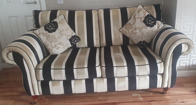 image for Beautifull sofa x2