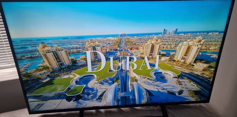 image for Hisense 55" 4k smart tv _ can deliver