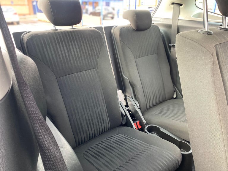 2014 Vauxhall Zafira Tourer 2.0 CDTi Exclusiv Auto Euro 5 5dr MPV Diesel Automatic