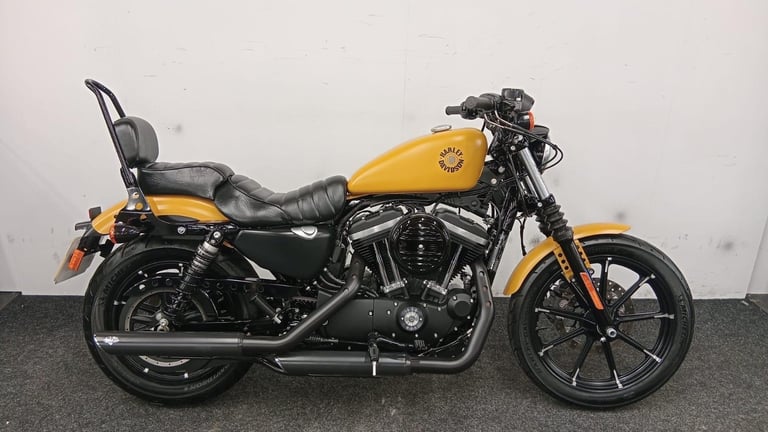 HARLEY DAVIDSON XL883N IRON ** LOW MILEAGE - SAT NAV - VANCE and HINES **