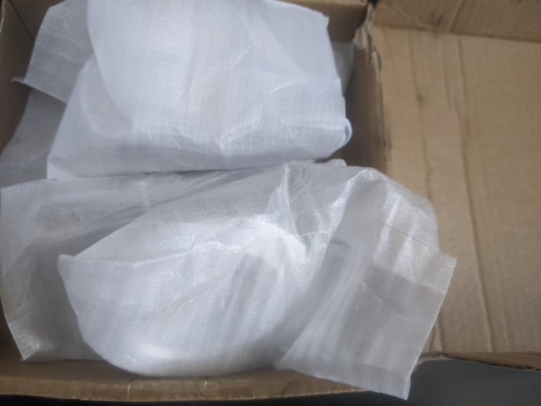 6 X 12v LED LIGHTS (WHITE LIGHT)