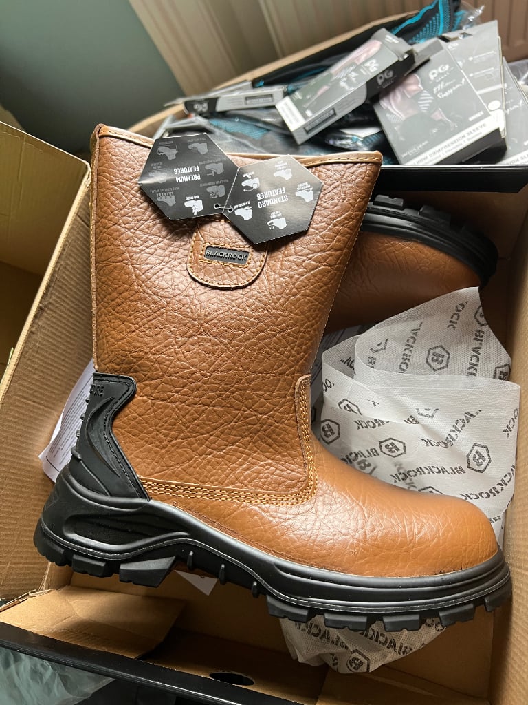 Safety boots for Sale Men s Boots Gumtree