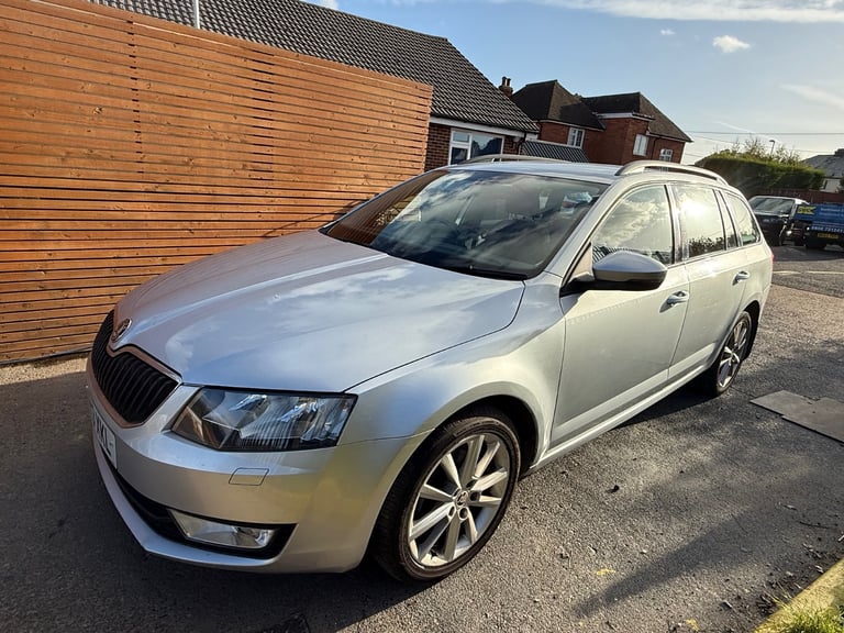 Spare and Repair! Skoda, OCTAVIA, Estate, 2013, Semi-Auto, 1598 (cc), 5 doors