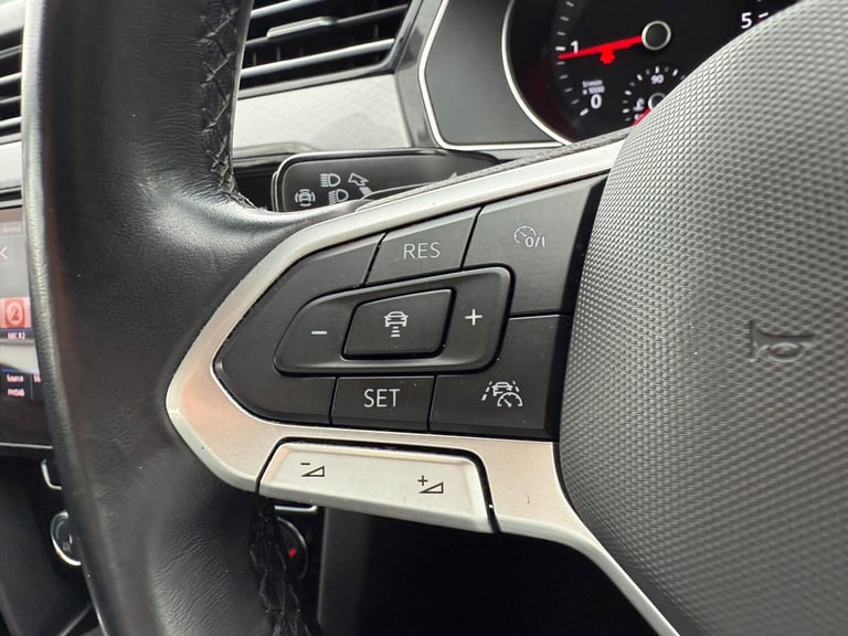 2020 Volkswagen Passat SE NAV TDI DSG Saloon Diesel Automatic