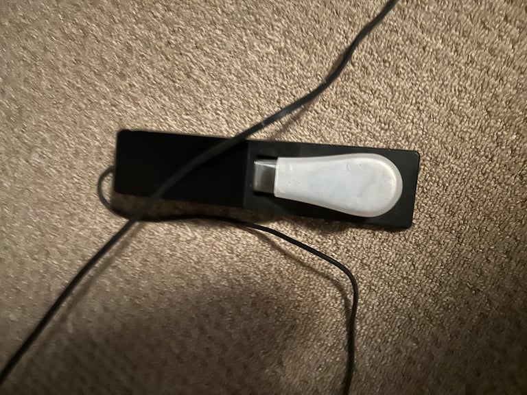 PDP220 Digital Piano £75.00  VG Condition Ashley Nr Altrincham. 