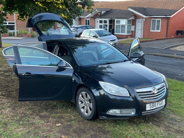 2011 Vauxhall Insignia 1.8i 16V SRi 5dr HATCHBACK Petrol Manual