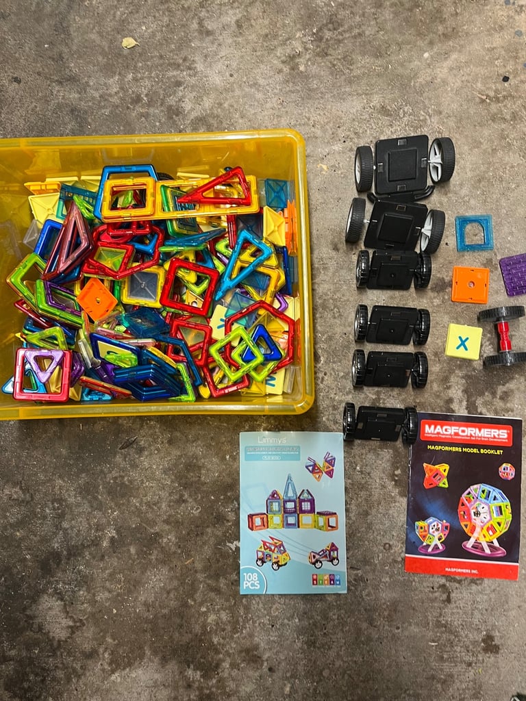 image for Magnetic building shapes assortment 