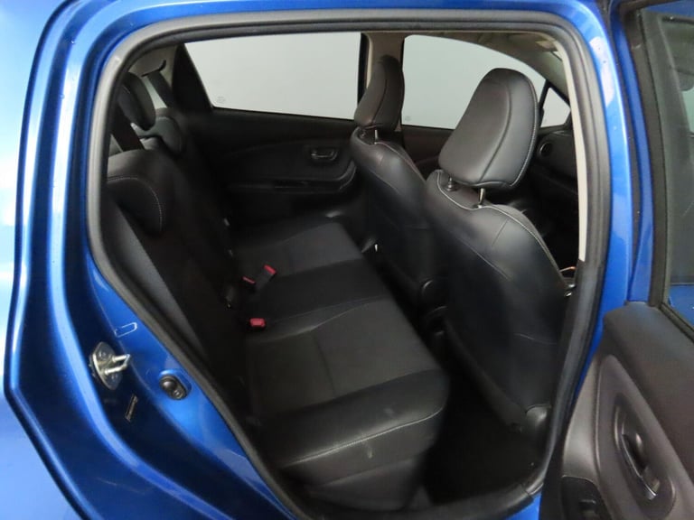 2014 Toyota Yaris 1.5 VVT-h Excel E-CVT Euro 6 5dr (15in Alloy) HATCHBACK Petrol/Electric Hybrid ...