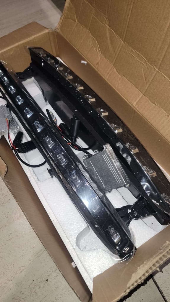 image for For Audi Q7 2007-2009 DRL LED Daytime Running Turn Signal Indicator Fog Light Lamp