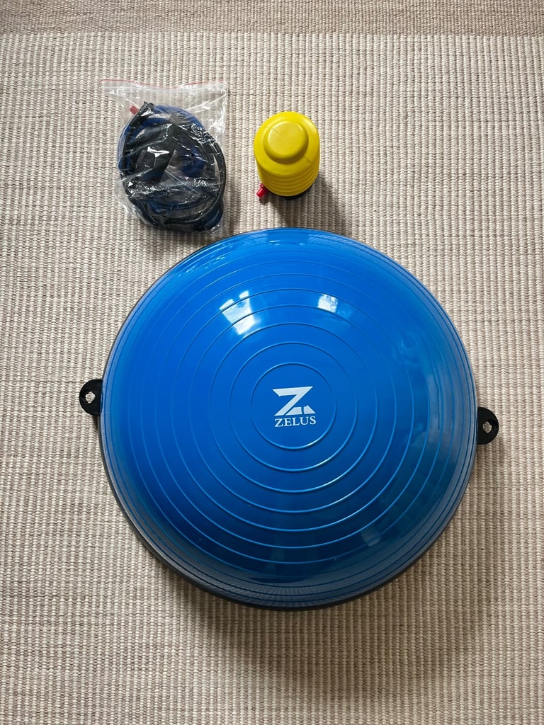 ZELUS 58cm Half Exercise Ball Stability Balance Board