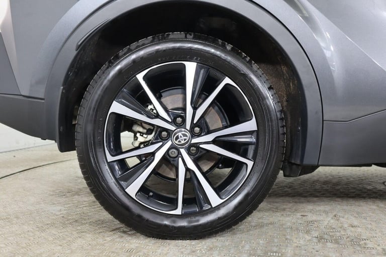 2024 Toyota C-HR 1.8 VVT-h Design CVT Euro 6 (s/s) 5dr HATCHBACK PETROL/ELECTRIC Automatic