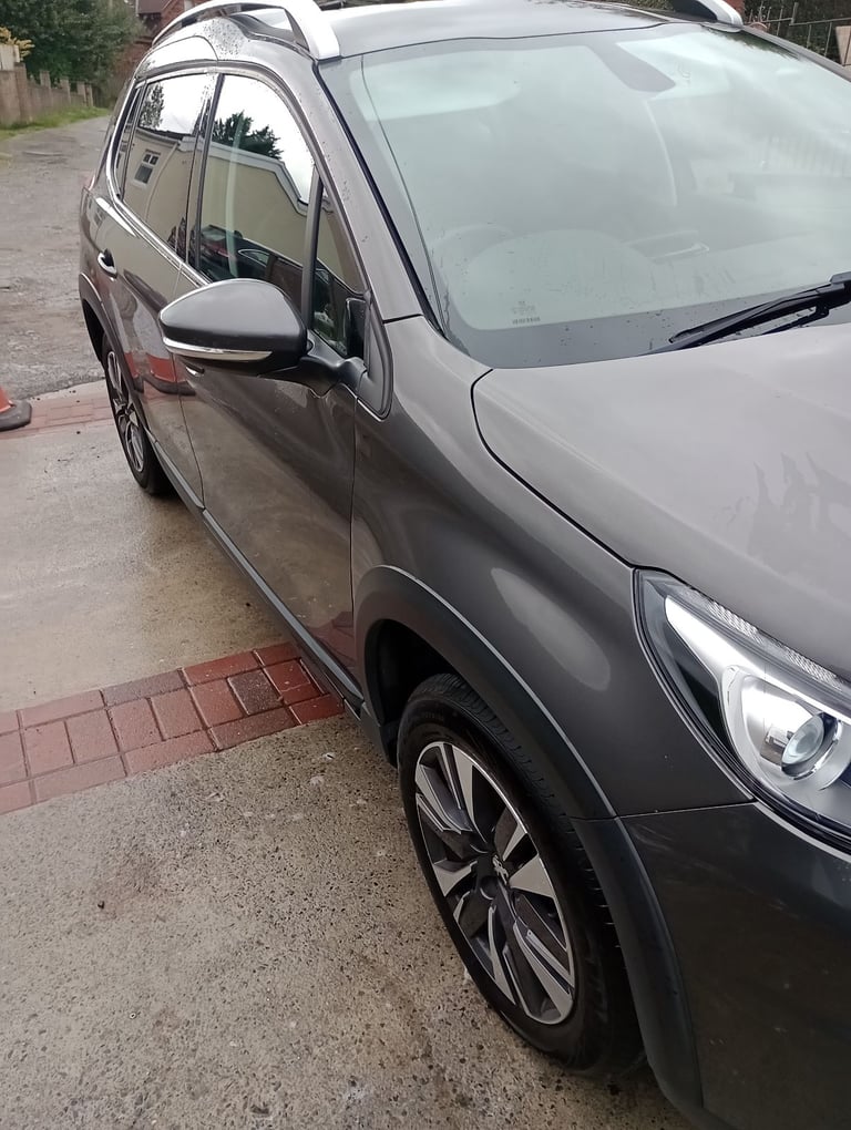 Peugeot, 2008, Hatchback, 2017, Manual, 1199 (cc), 5 doors