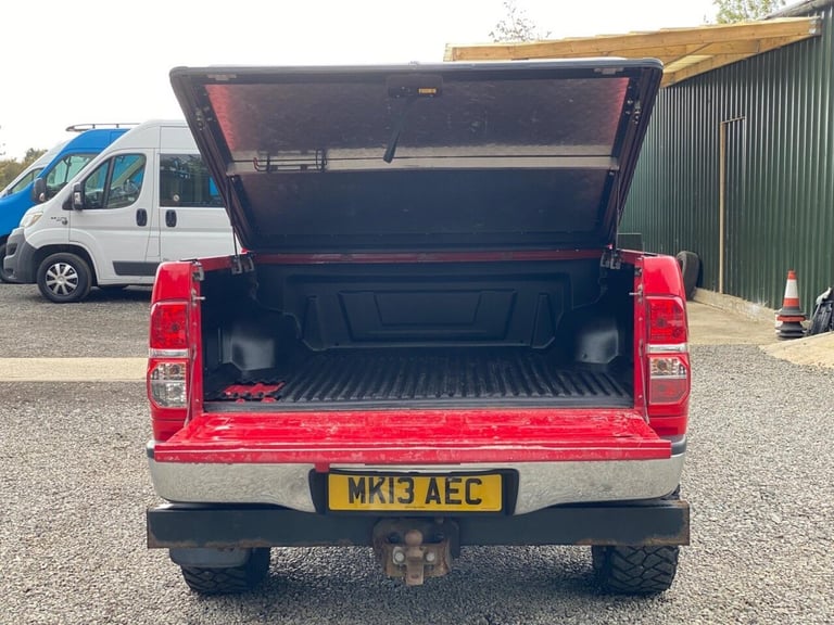 2013 Toyota Hilux Invincible D/Cab Pick Up 3.0 D-4D 4WD 171 PICK UP DIESEL Manual