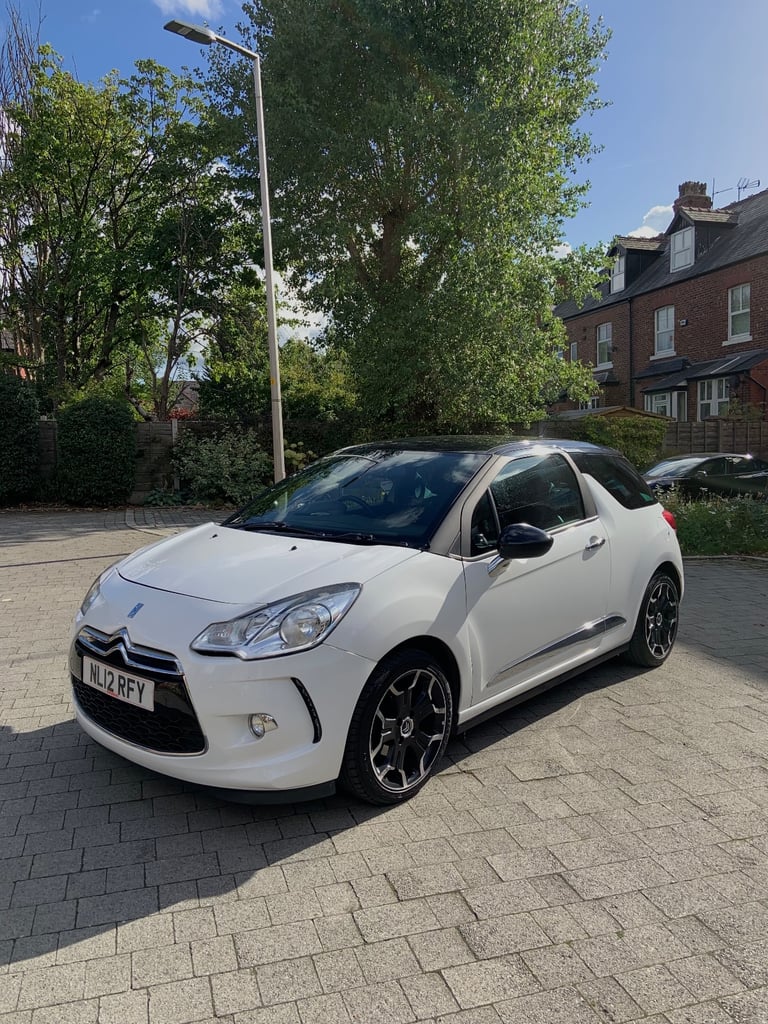 Citroen, DS3, Hatchback, 2012, Manual, 1598 (cc), 3 doors