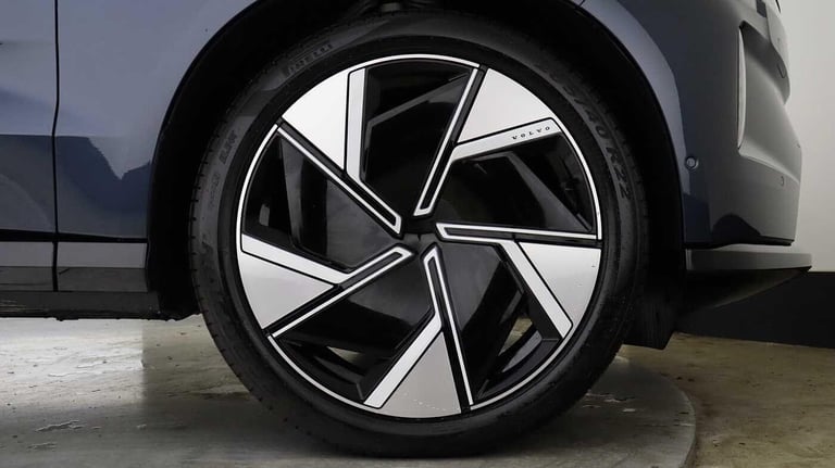  Volvo EX90 Ultra Twin Motor Performance (Sunroof, Bowers &amp; Wilkins, 360 Camera) Electric Aut...