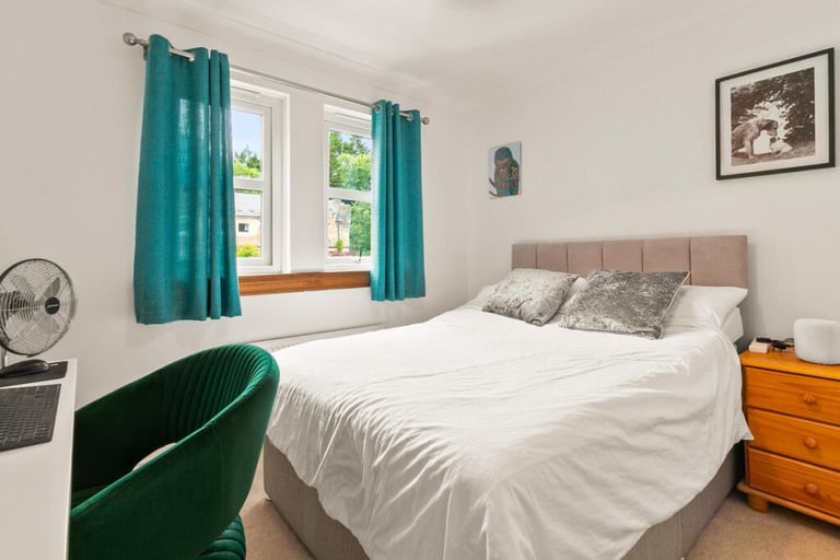 3 Bedroom Flat to Let