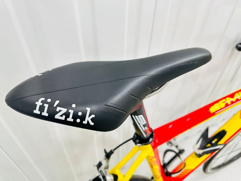 RALEIGH TEAM MILITIS Size/M Full Carbon Road Bike 