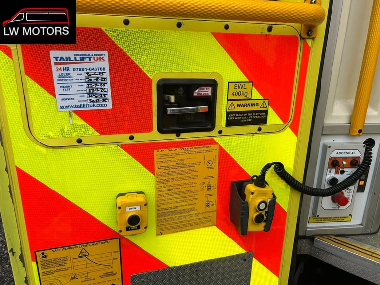 MERCEDES BENZ SPRINTER 519 CDI DIRECT EX AMBULANCE SERIVICS 2017 17 REG EURO 6