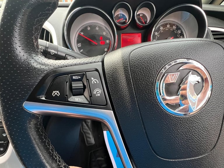 2014 Vauxhall Astra 2.0 CDTi SRi Sports Tourer 5dr Diesel Manual Euro 5 (s/s) (165 ps) ESTATE Die...