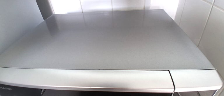 SHARP MICROWAVE SILVER 800E WORKING PERFECTLY