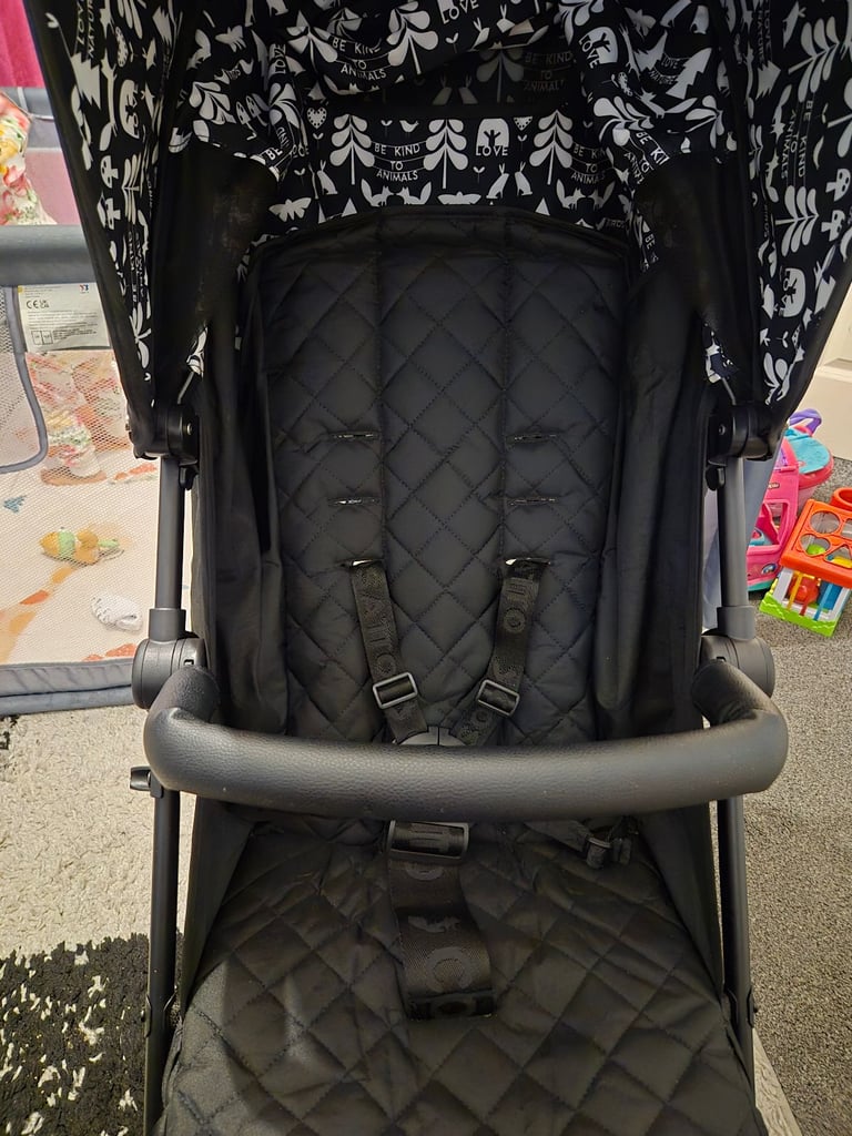 Cosatto Supa 3 Stroller Buggy - Silhouette Black Quilt - FROM BIRTH - Full Set
