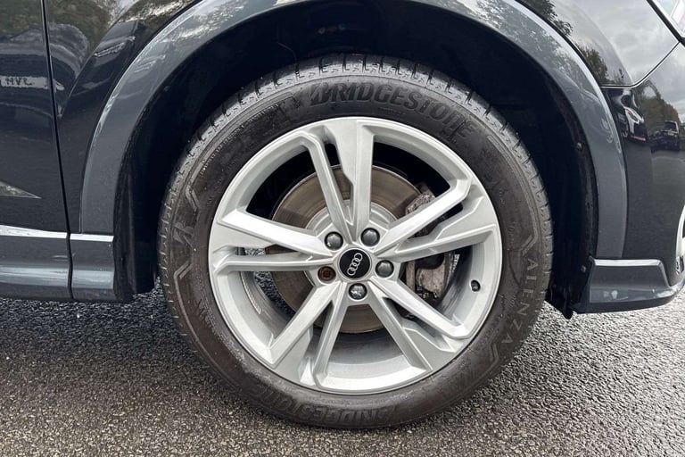 2022 Audi Q3 40 TFSI Quattro S Line 5dr S Tronic SUV Petrol Automatic