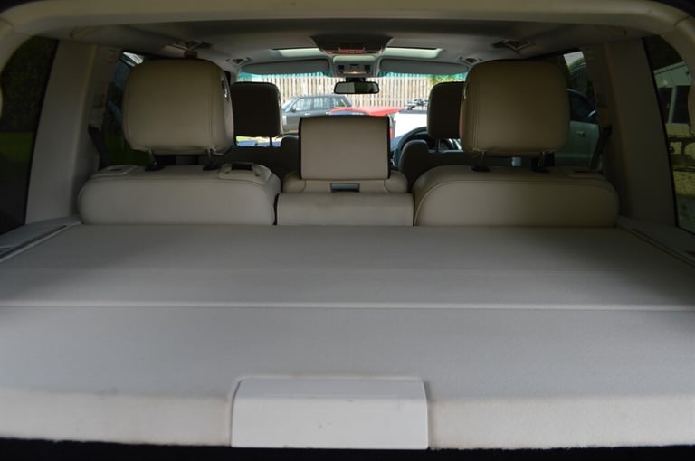 2012 Land Rover Range Rover 4.4 TDV8 Westminster 4dr Auto ESTATE DIESEL Automatic