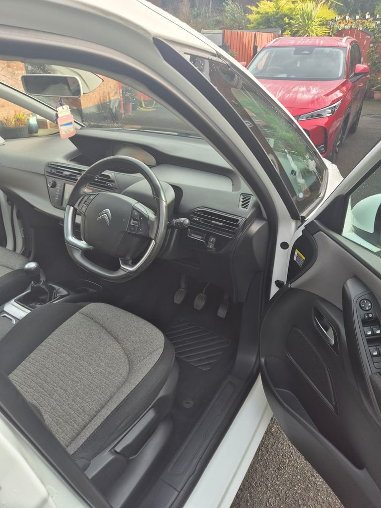 Citroen, GRAND C4 PICASSO, MPV, 2016, Manual, 1560 (cc), 5 doors
