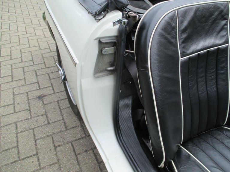 1968 MG MGC Petrol Manual