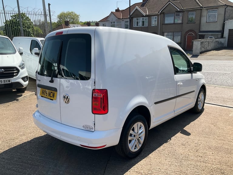 2019 VOLKSWAGEN CADDY HIGHLINE 2.0 TDI 102 BHP BLUEMOTION TECH DSG NAV PANEL VAN