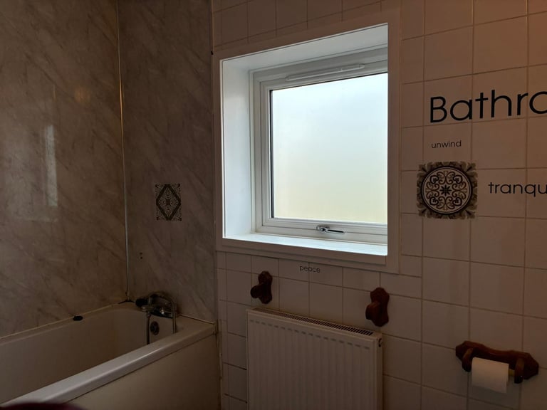 *** Mid Terraced House for Rent near Milton Keynes city centre ***