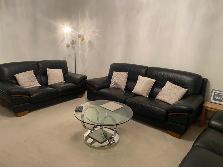 Black leather 3 piece sofa