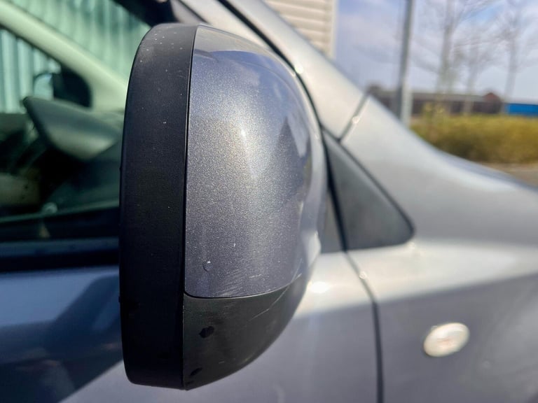 2010 Nissan Note 1.6 16V Tekna Auto Euro 4 5dr MPV Petrol Automatic