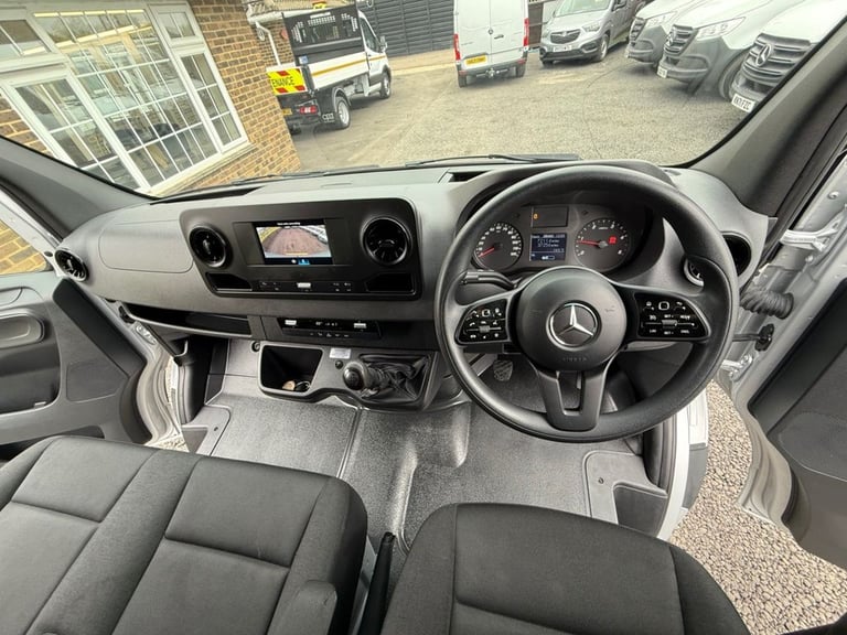2022 Mercedes-Benz Sprinter 3.5t H2 Progressive Van PANEL VAN DIESEL Manual