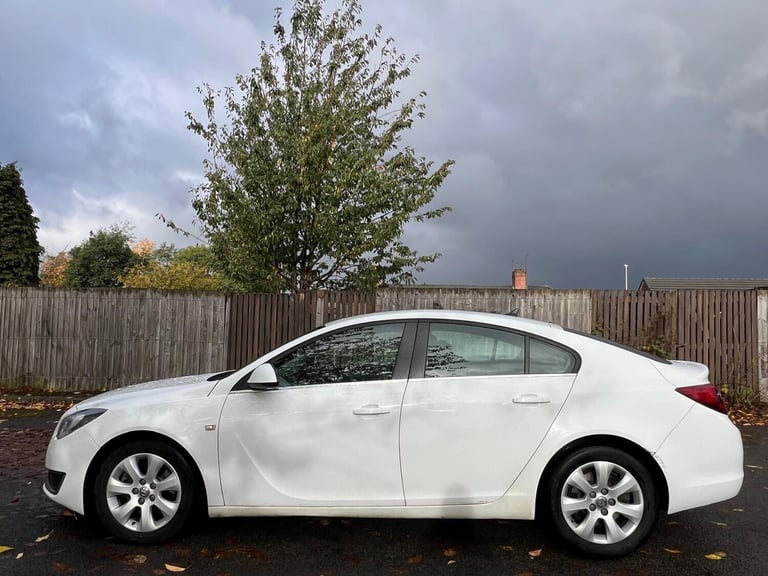 2018 Vauxhall Insignia HATCHBACK Diesel Manual