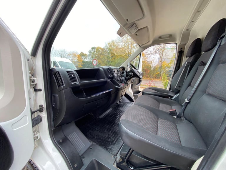 2021 Peugeot Boxer 2.2 BlueHDi 335 Professional L3 H2 Euro 6 (s/s) 5dr PANEL VAN Diesel Manual