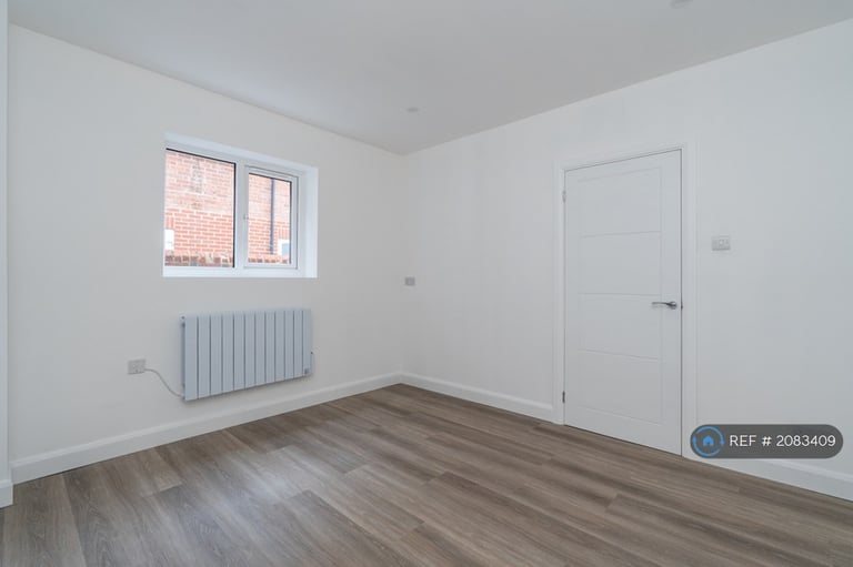3 bedroom house in Hill Lane, Southampton, SO15 (3 bed) (#2083409)