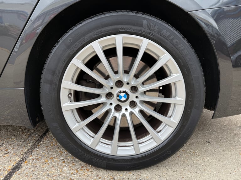 2018 BMW 5 Series 540i xDrive SE 5dr Auto ESTATE Petrol Automatic