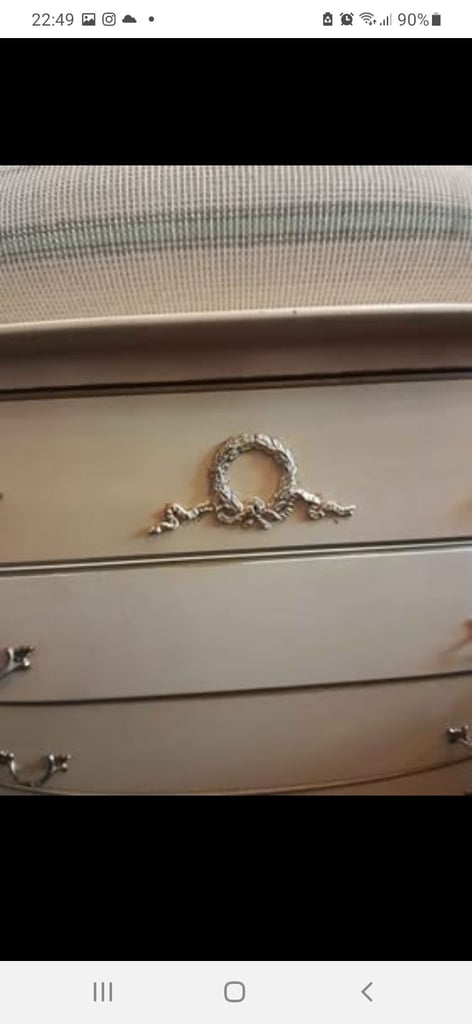 Bedroom drawers cabinets 