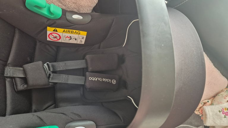 Ickle Bubba car seat with adapters