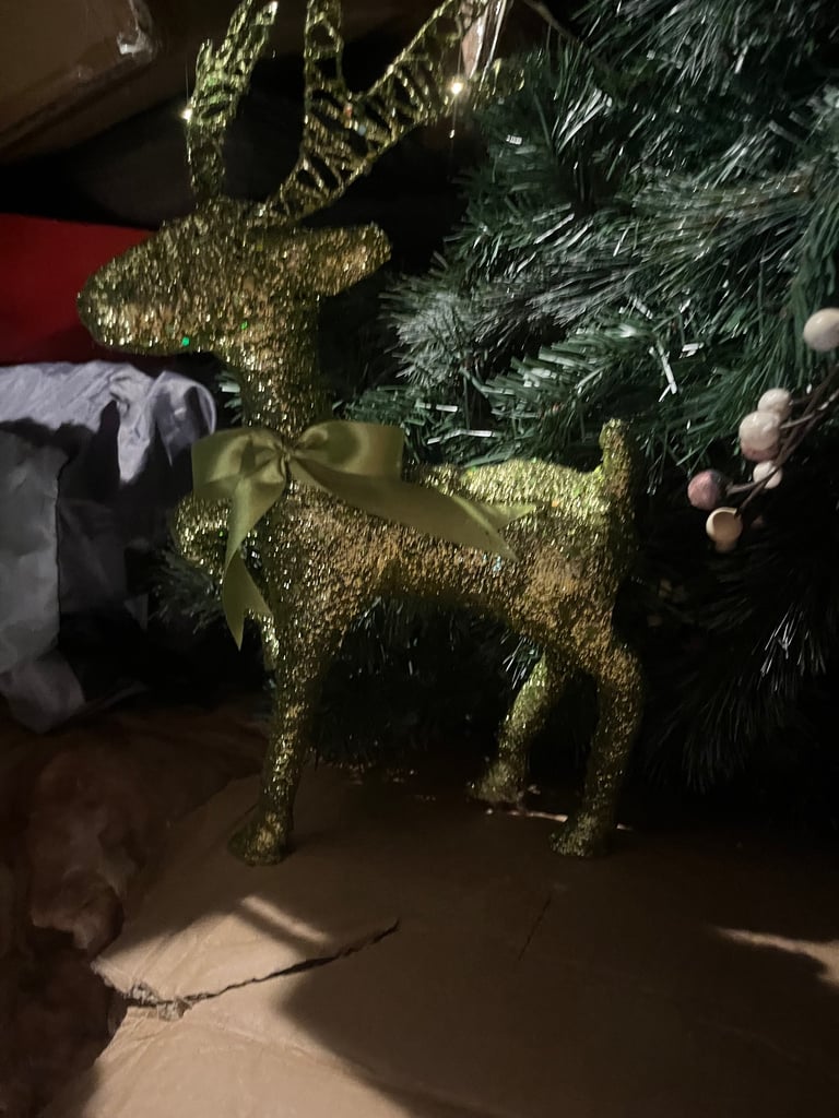Green glitter standing reindeer 