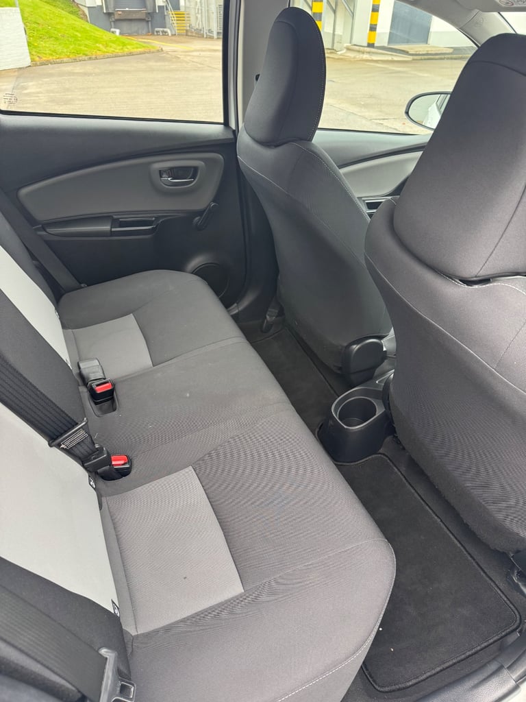2019 toyota yaris icon 1.5 petrol manual 67000 miles ideal for new drivers cheap 