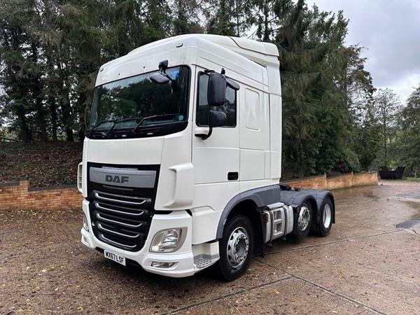 Daf XF460 Space Cab 6x2 Sliding 5th Wheel