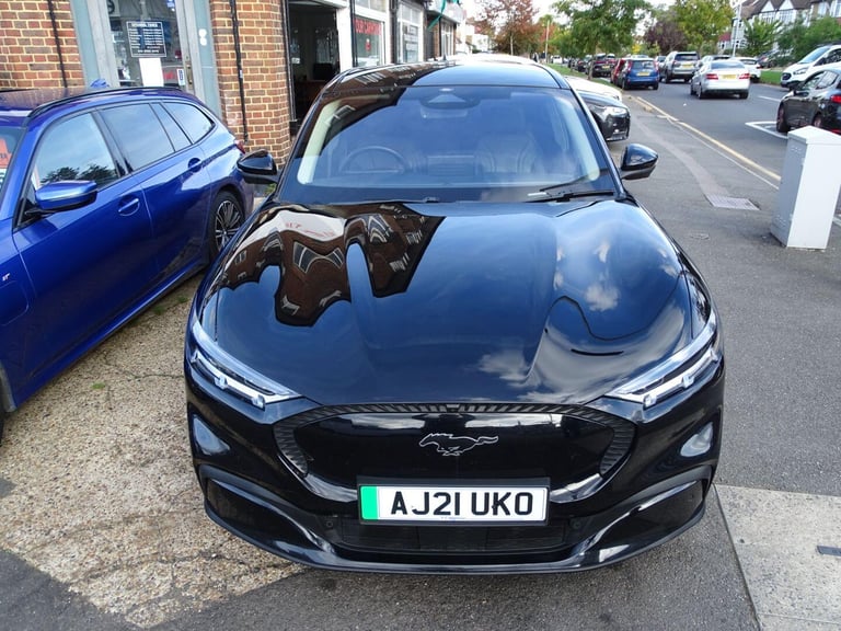 2021 Ford Mustang Mach-E Extended Range 91kWh Premium SUV 5dr Electric Automatic (294 ps) HATCHBA...