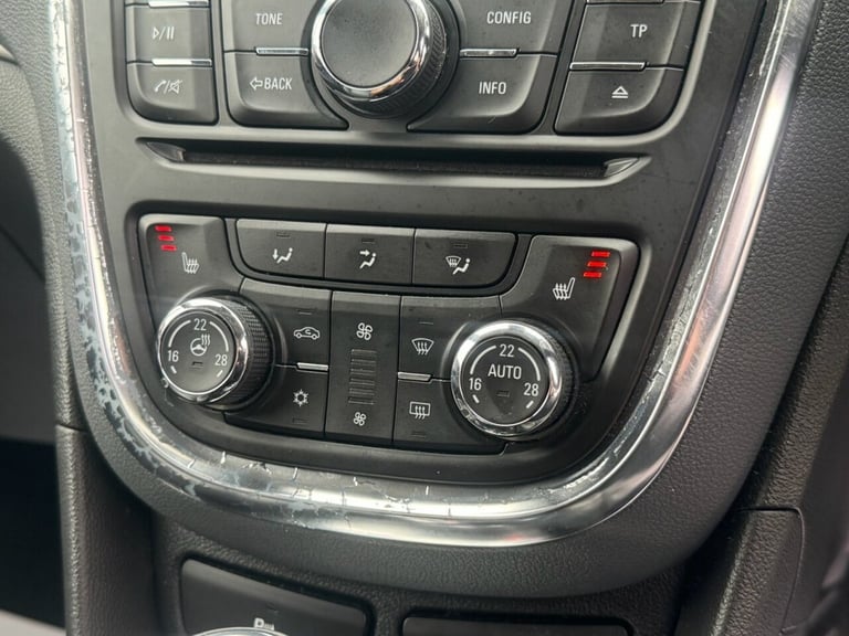 2016 Vauxhall Mokka 1.4T SE 5dr Auto HATCHBACK PETROL Automatic