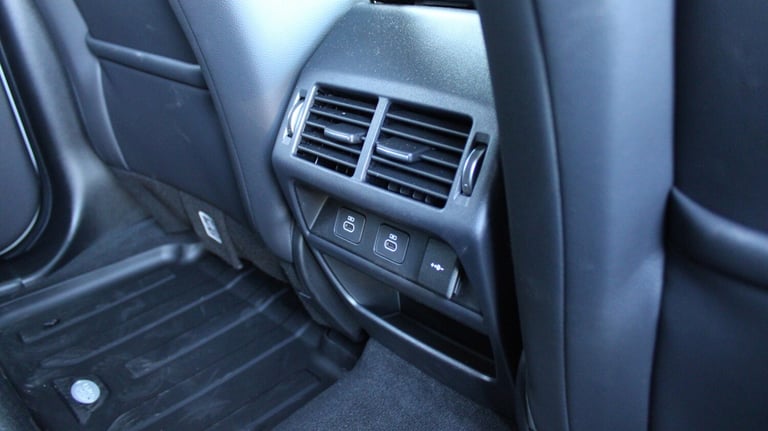 2025 Land Rover Discovery Sport 1.5 P270e Dynamic SE 5dr Auto (5 Seat) Estate Hybrid Automatic