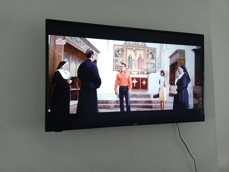 image for 43&quot; full hd 