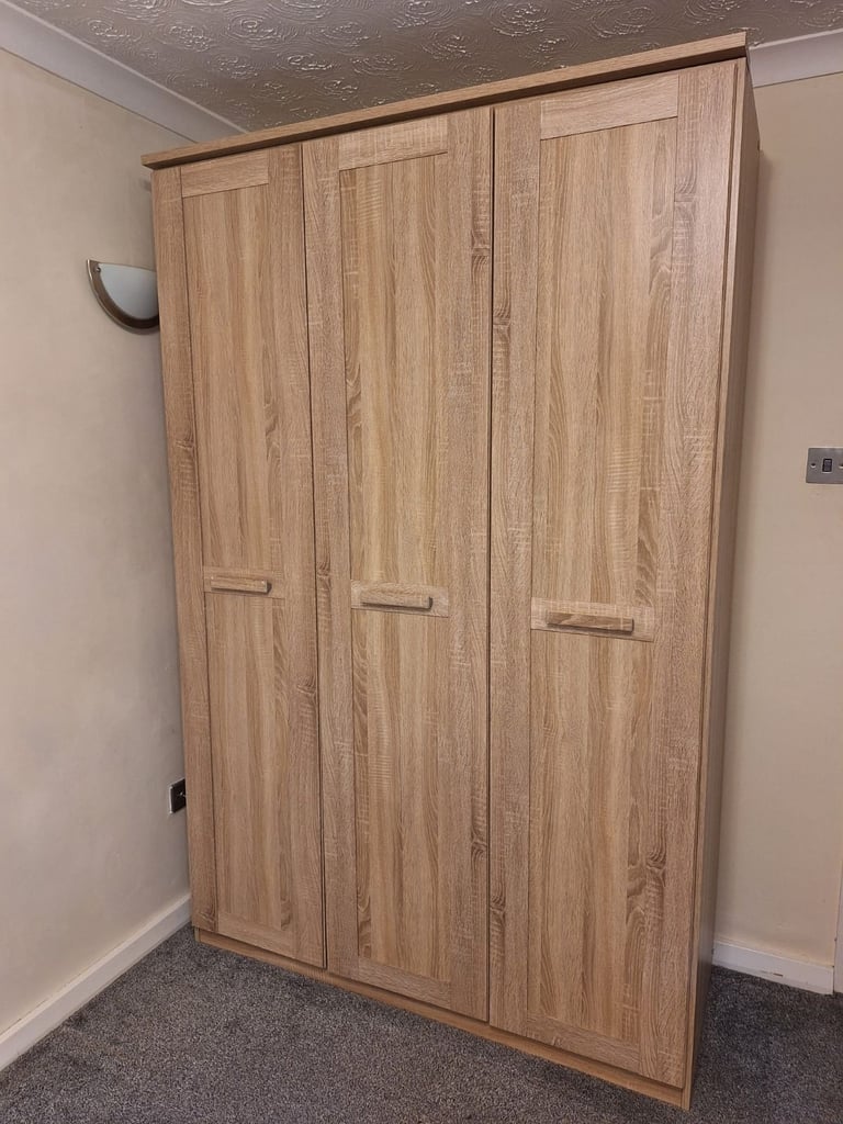 image for 3 door wardrobe