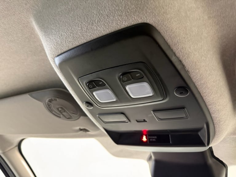 2022 22 RENAULT TRAFIC 2.0 DCI BLUE SL28 BUSINESS+ PANEL VAN 5DR DIESEL MANUAL L